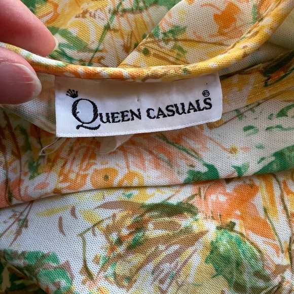 Vintage 70s op art polyester top - Picture 2 of 9